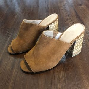 Tan/camel slip-on chunky retro heels/mules